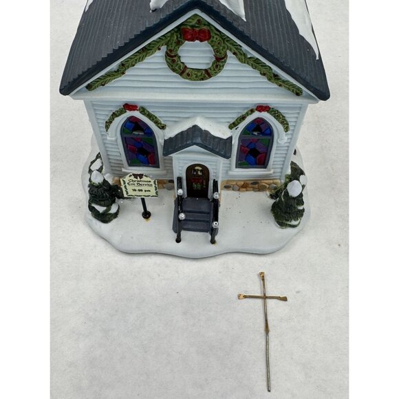 Vintage 2001 St Nicholas Square Wedding Chapel Lighted Christmas Village 9.75" - Picture 8 of 16